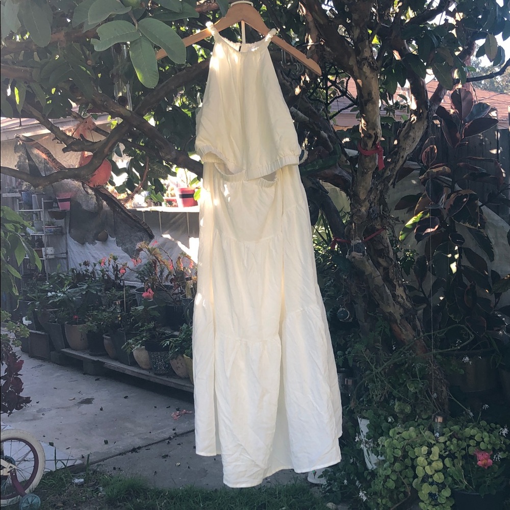 Elegant Cream Halter Maxi Dress